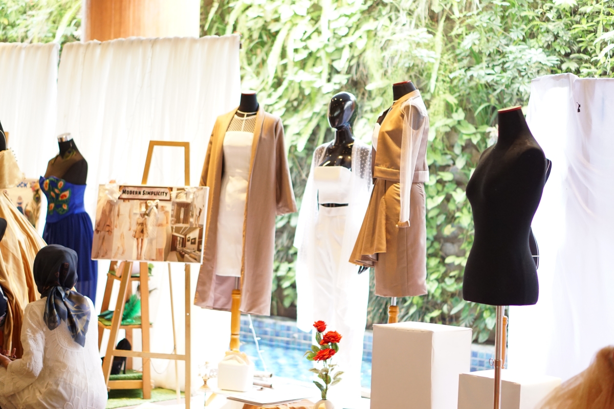 TATA BUSANA TATA BUSANA